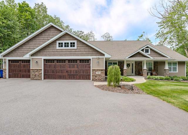 Property at 716 N 34th Ave, Wausau, WI 54401, 5 beds, 3 baths
