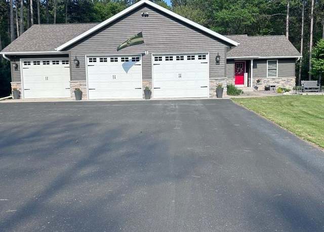 Property at 5211 Prairie Ridge Dr, Wisconsin Rapids, WI 54494, 4 beds, 3.5 baths