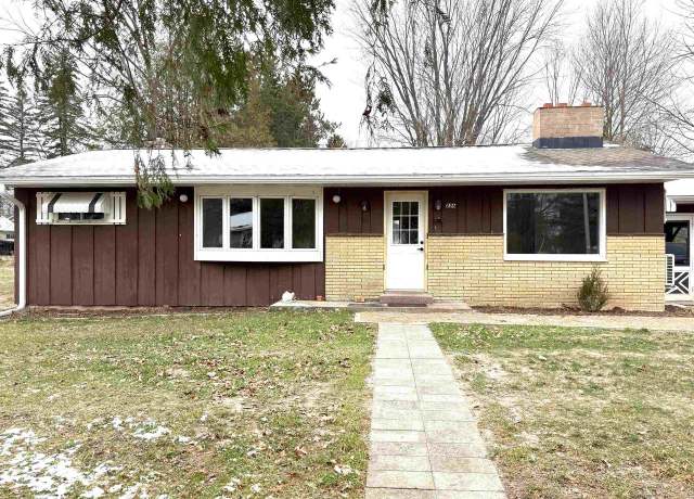 Property at 226 Gruber St, Antigo, WI 54409, 3 beds, 2 baths