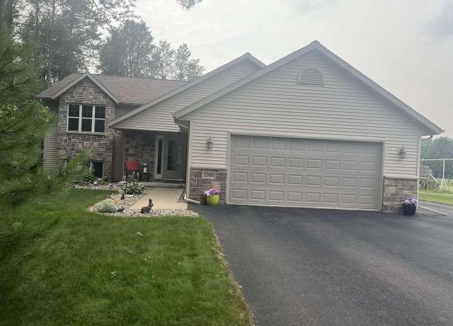 Property at 2205 Meadowood Dr, Kronenwetter, WI 54455, 4 beds, 3 baths