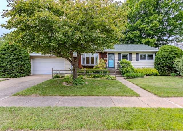 Property at 212 Leroy St, Rothschild, WI 54474, 3 beds, 1 bath