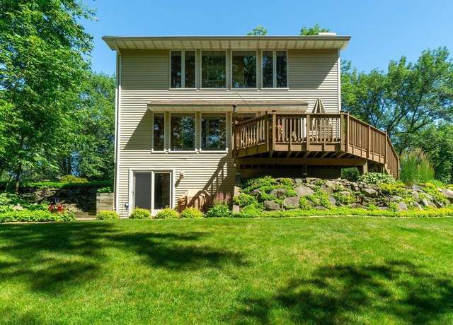 Property at 1815 Woodland Ridge Rd, Wausau, WI 54403, 5 beds, 2.5 baths