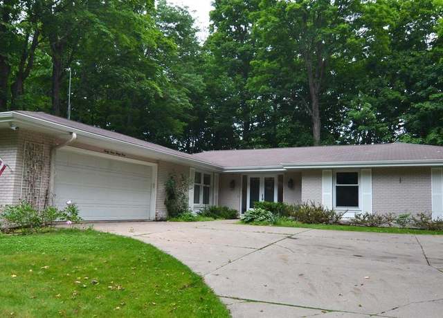 Property at 3333 N 12th St, Wausau, WI 54403, 3 beds, 3 baths