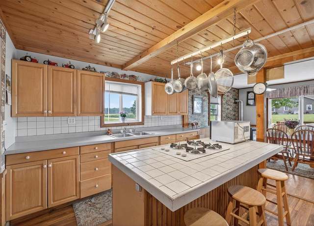 Property at 5178 County Road H, Junction City, WI 54443, 3 beds, 2 baths