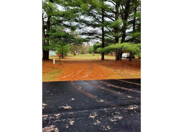 Property at 377 Leeds Ct, Nekoosa, WI 54457