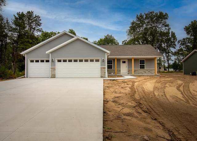 Property at 211 Joe St, Stevens Point, WI 54482, 3 beds, 2 baths