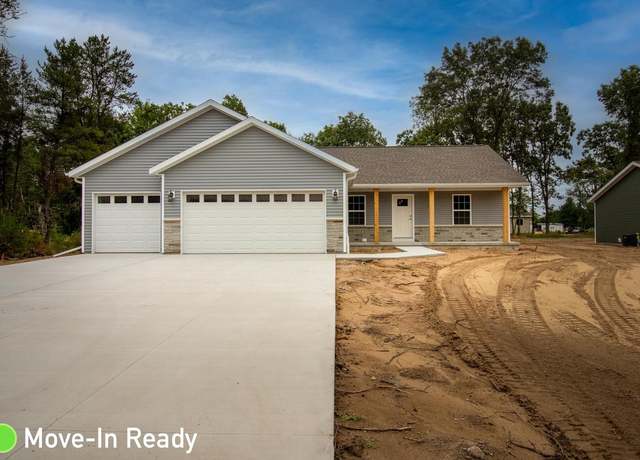 Property at 211 Joe St, Stevens Point, WI 54482, 3 beds, 2 baths
