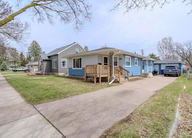 Property at 1215 S 12th Ave, Wausau, WI 54401, 3 beds, 1.5 baths