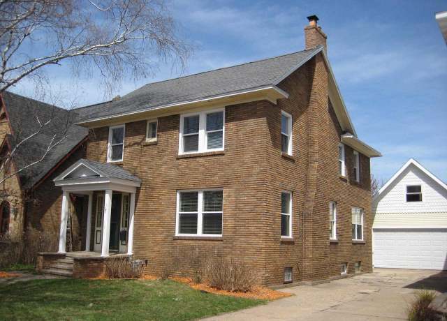 Property at 1541 Church St, Stevens Point, WI 54481, 3 beds, 2.5 baths