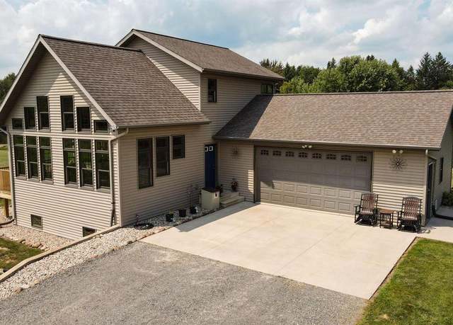 Property at N6333 Buchholz Rd, Manawa, WI 54949, 2 beds, 2 baths