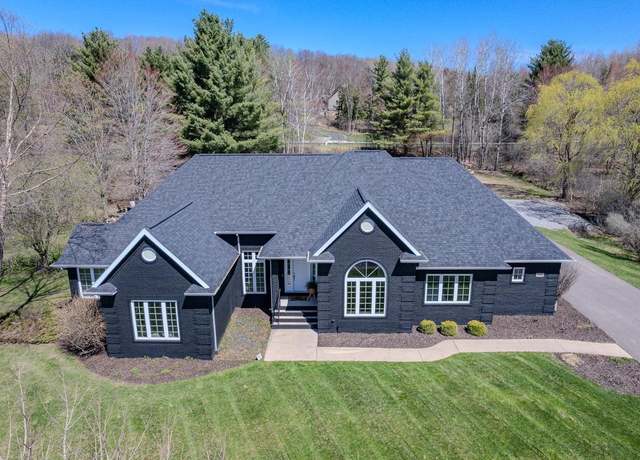 Property at 2106 Eagle Valley Ln, Wausau, WI 54403, 4 beds, 5.5 baths