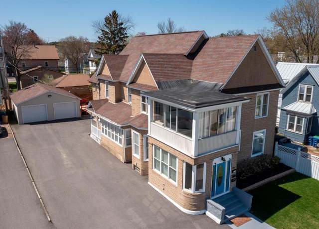 Property at 620 S 1st Ave, Wausau, WI 54401, 5 beds, 4 baths