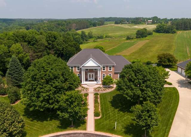 Property at 4061 Stoneridge Dr, Wausau, WI 54403, 5 beds, 6 baths
