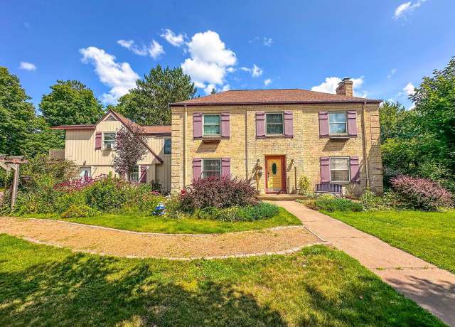 Property at 627 S 4th Ave, Park Falls, WI 54552, 7 beds, 5.5 baths