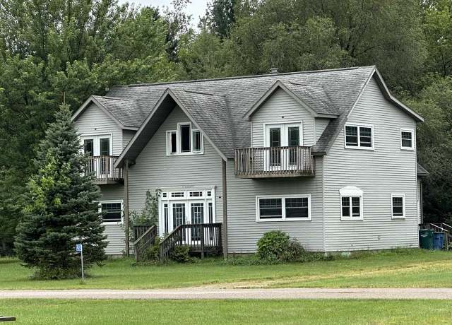 Property at 8420 Klondyke St, Bancroft, WI 54921, 3 beds, 3 baths