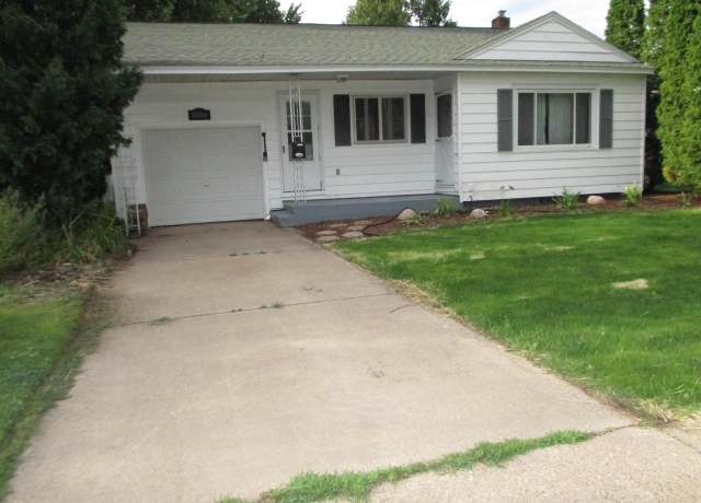 Property at 3016 Jefferson St, Stevens Point, WI 54481, 2 beds, 1 bath