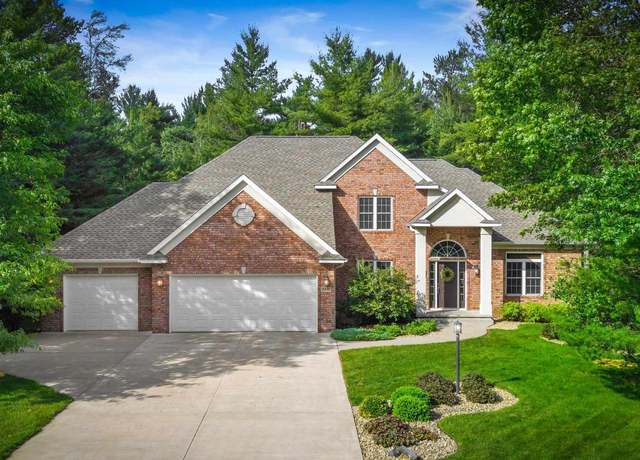 Property at 5231 Crystal Brooke Ct, Wisconsin Rapids, WI 54494, 3 beds, 3.5 baths