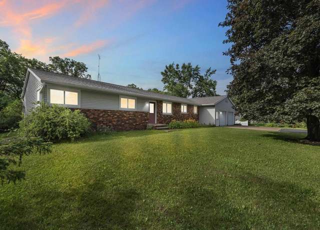 Property at 160 River Heights Dr, Plover, WI 54467, 3 beds, 2 baths