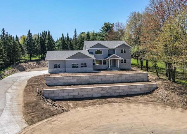 Property at 306 S 20th St, Wausau, WI 54403, 6 beds, 3.5 baths