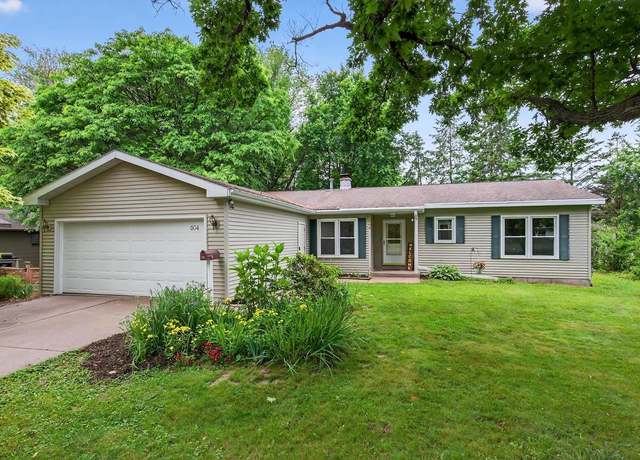 Property at 604 Leon St, Rothschild, WI 54474, 3 beds, 2.5 baths