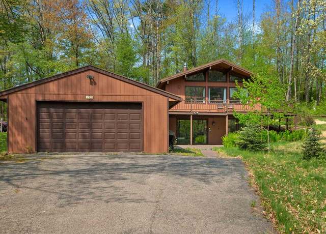 Property at 155 Lake Shore Dr, Iola, WI 54945, 2 beds, 2 baths
