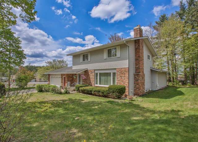 Property at 212 S 13th Ave, Wausau, WI 54401, 5 beds, 3.5 baths
