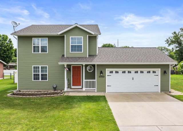 Property at 1703 Mortenson Dr, Wausau, WI 54401, 3 beds, 3 baths