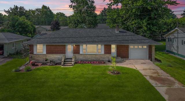 Photo of 450 Goodnow Ave, Wisconsin Rapids, WI 54494
