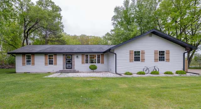 Photo of 703 Country Club Rd, Schofield, WI 54476