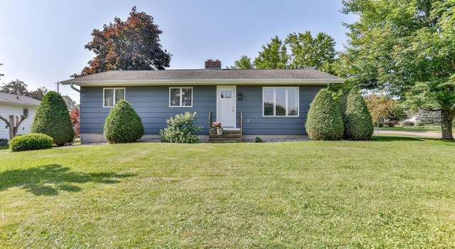 Photo of 495 Kreutzer St, Athens, WI 54411