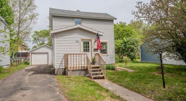 Photo of 209 N 5th Ave, Wausau, WI 54401