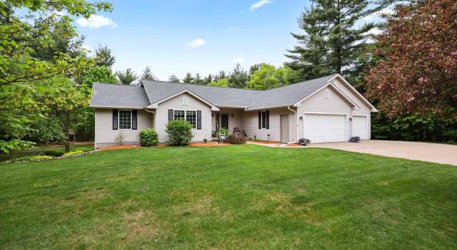 Photo of 4520 Black Forest Dr, Wisconsin Rapids, WI 54494