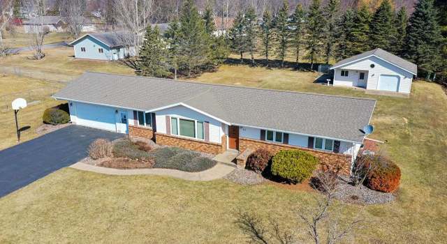 Photo of 422 E Mink Ave, Stetsonville, WI 54480