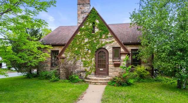 Photo of 1140 Lindbergh Ave, Stevens Point, WI 54481