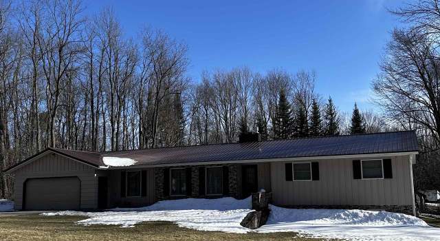 Photo of 709 W Summit St, Wittenberg, WI 54499
