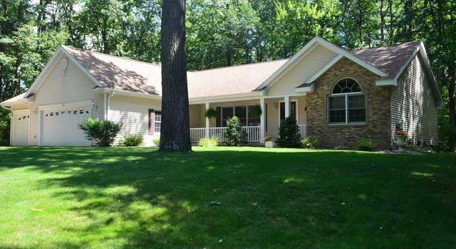 Photo of 2280 Hidden Cove Ln, Mosinee, WI 54455