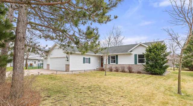 Photo of 5449 Walter St, Stevens Point, WI 54482
