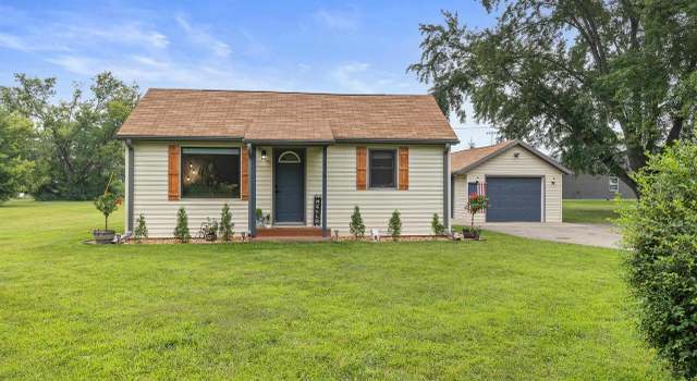 Photo of 2570 Washington Ave, Plover, WI 54467