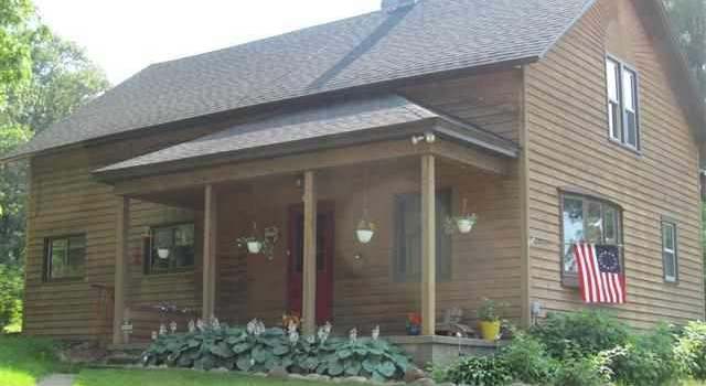Photo of N9816 Lund Rd, Iola, WI 54945
