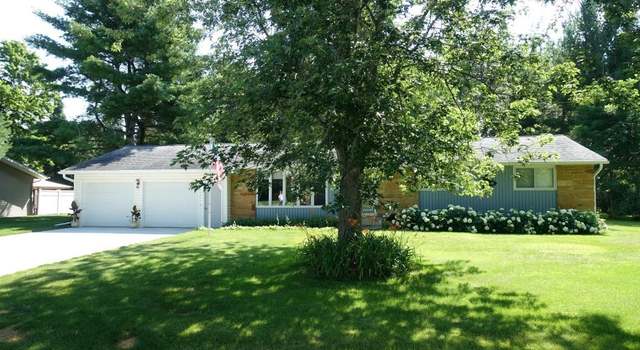 Photo of 1130 Ashwood Dr, Plover, WI 54467