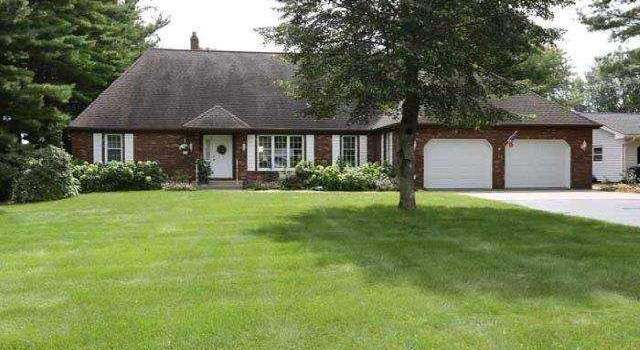 Photo of 985 Wambold Dr, Mosinee, WI 54455