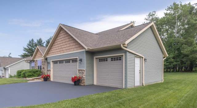 Photo of 3208 Ridgewood Dr, Wausau, WI 54401