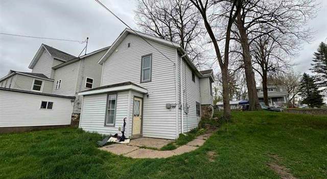 Photo of 402 N Genesee St, Merrill, WI 54452