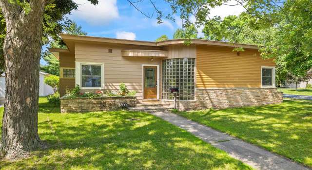 Photo of 2536 Peck St, Stevens Point, WI 54481