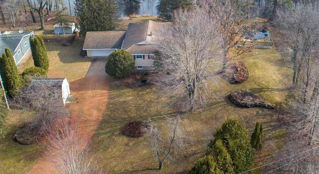 Photo of 1330 Birchwood Ln, Stevens Point, WI 54481
