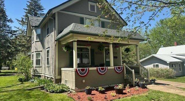 Photo of 110 Hewett St, Neillsville, WI 54456