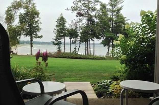 4676 Glidden Dr 108 Sturgeon Bay Wi 54235 Mls 130593 Redfin