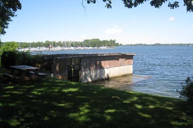 3554 Crocker Ct Sturgeon Bay Wi 54235 Mls 130973 Redfin