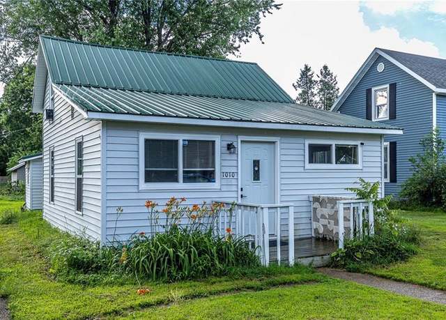 Property at 1010 Fillmore St, Black River Falls, WI 54615, 3 beds, 1 bath