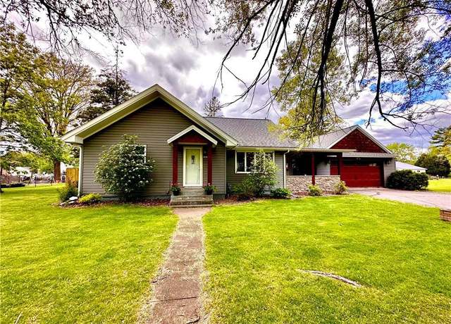 Property at 1019 2nd St, Bruce, WI 54819, 4 beds, 2 baths
